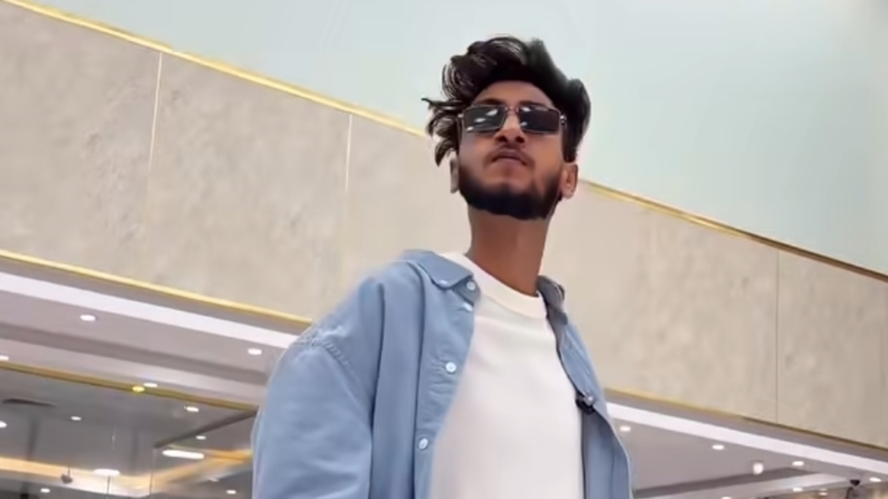 Aaryan Kelvin biography
